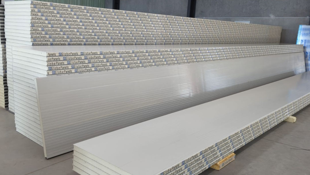 Symmetrical Insulated Panels: Why Reversible Faces Eliminate Site Waste and Mistakes